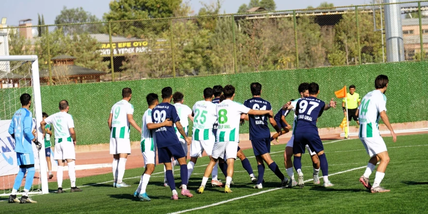 Yeşilyurtspor Uzatmada Yıkıldı: 1-1