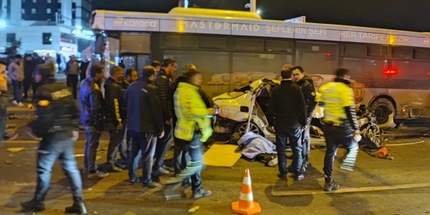 Yimpaş Kavşağında Feci Kaza: 2 Kişi Hayatını Kaybetti